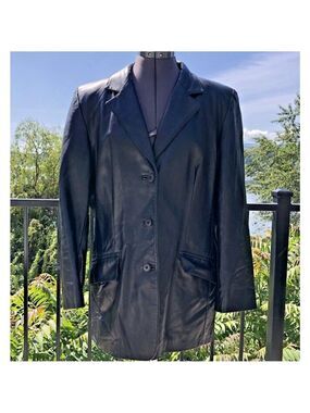 Size M Danier Womens Leather Button Up Jacket Lined Shoulder Pads Black READ CA